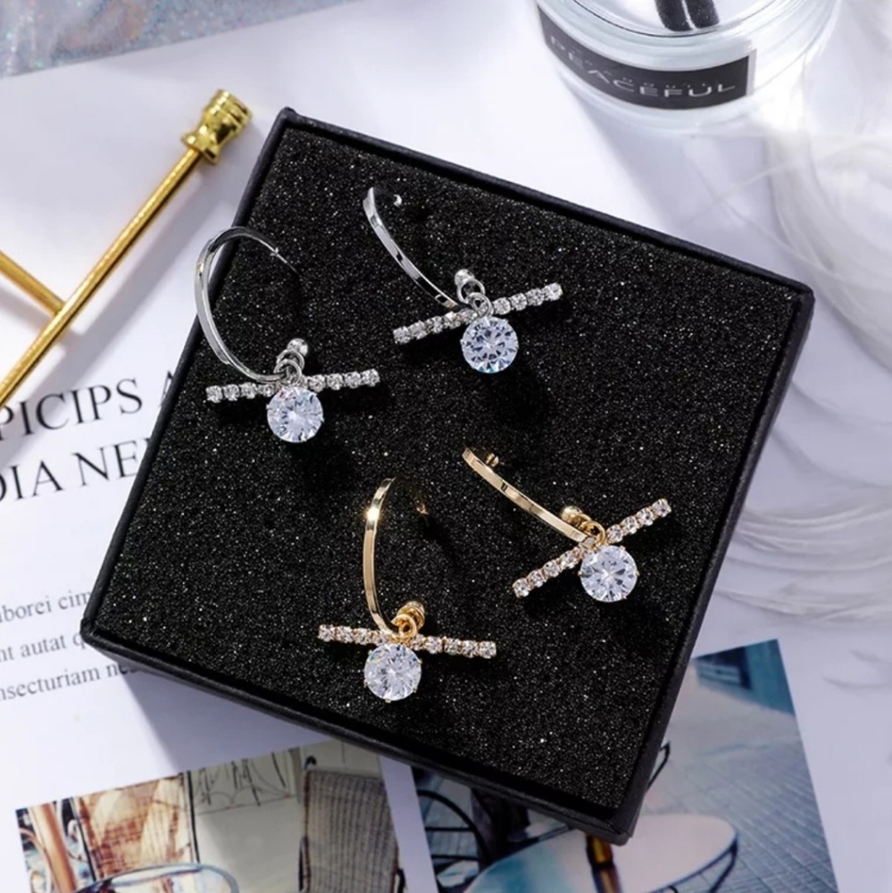 Geometric Shiny Zircon Pendant Earring